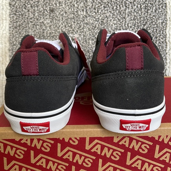 Vans Seldan Suede Raven/White WMNS - Picture 14 of 16